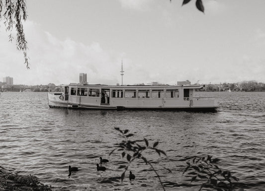 Standesamtliche Hochzeit auf einem Alsterdampfer – Trauung am Wasser Hamburg Alster Hochzeit