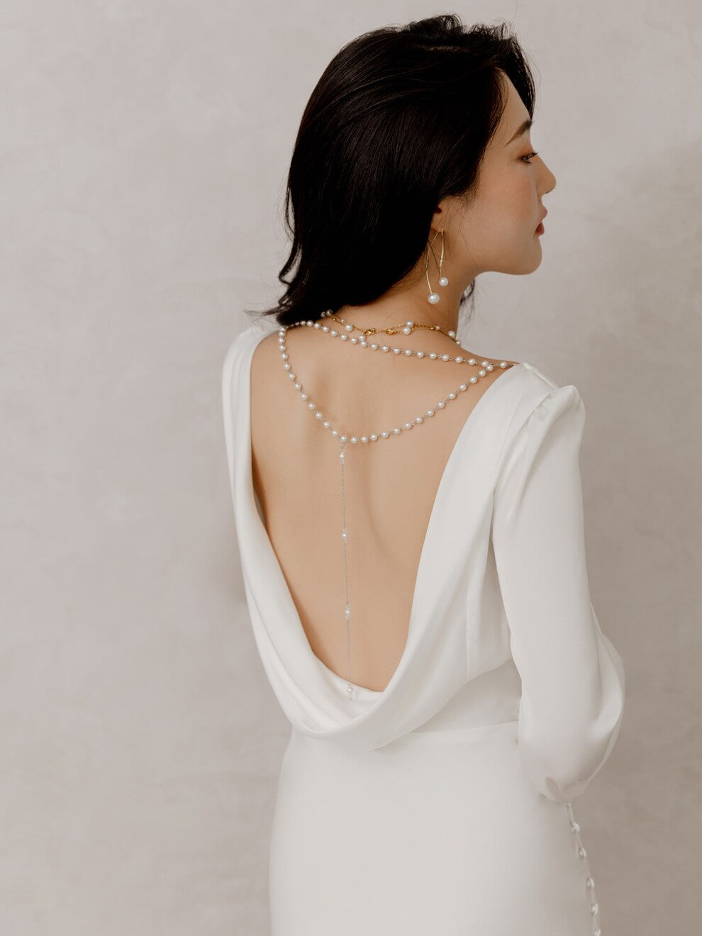 Brautkleid im minimalistischen Stil