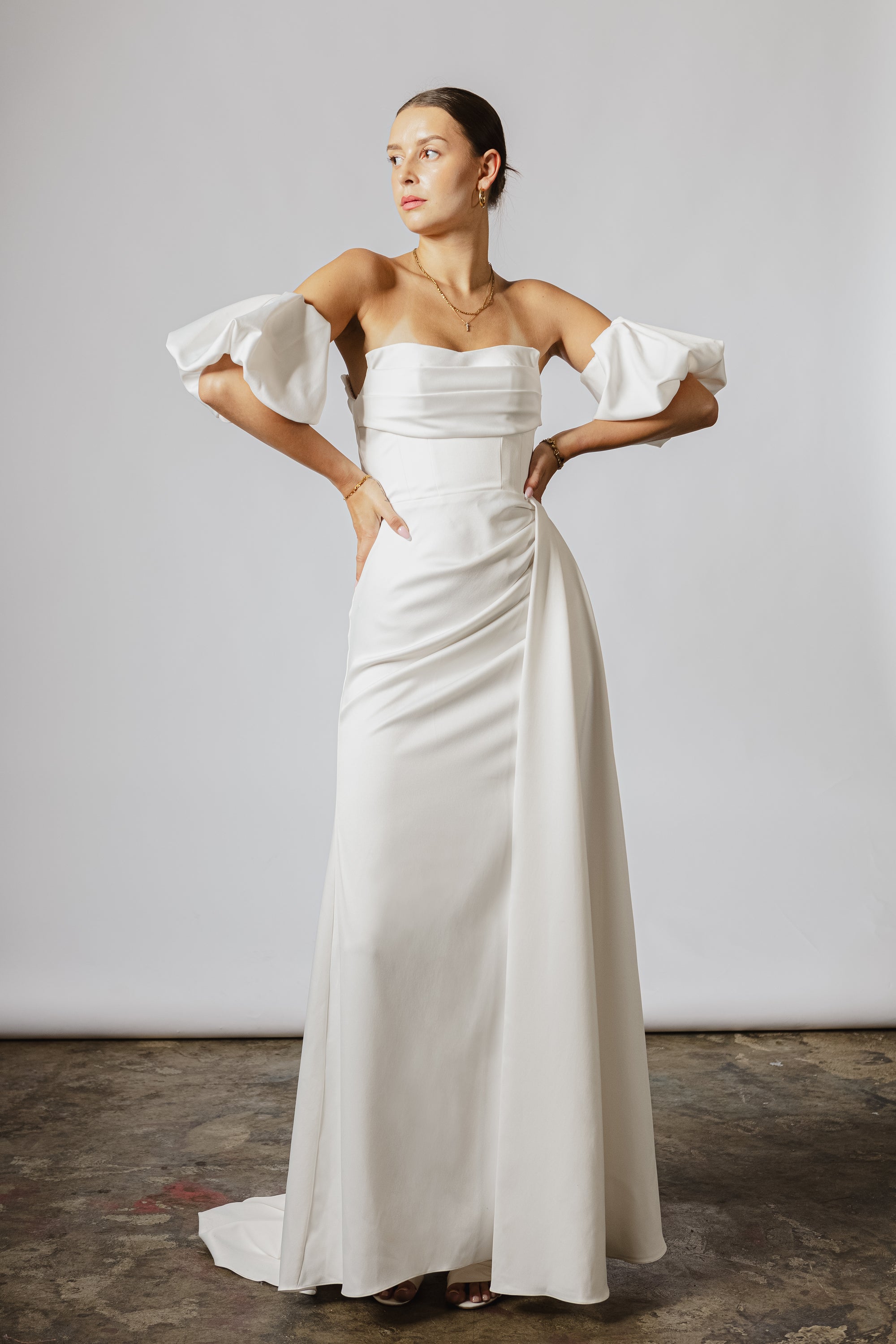 Wedding dress with romantic puff sleeves for modern brides