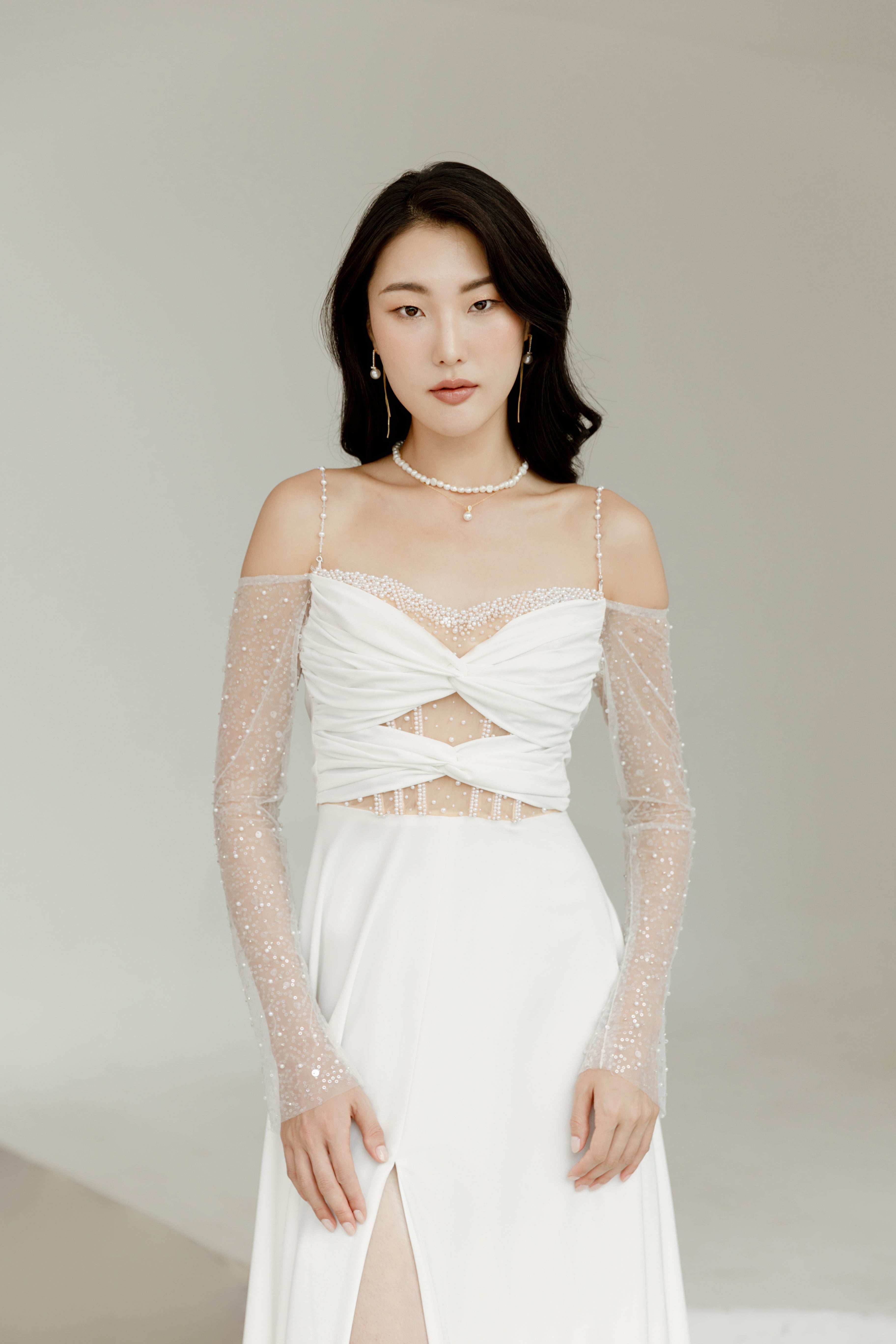 Minimalistic , Clean , Modern , Simple Wedding dress , Günstig , Cheap , Schlicht Brautkleider , Brautkleid, Hochzeitskleid , Hochzeitskleider