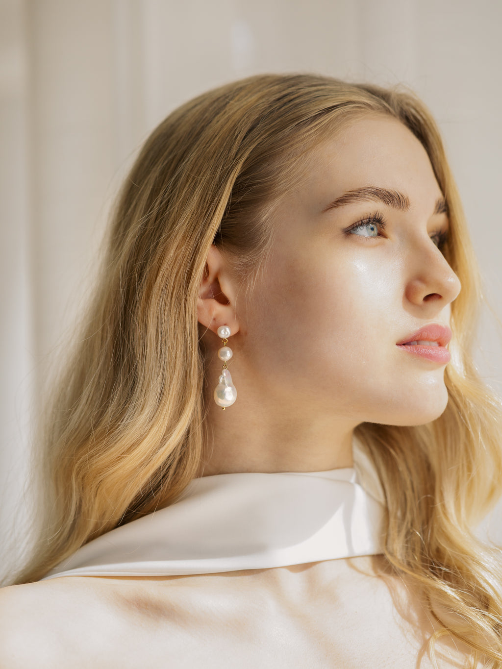 Venus - Braut Ohrringe mit Perlen Drop