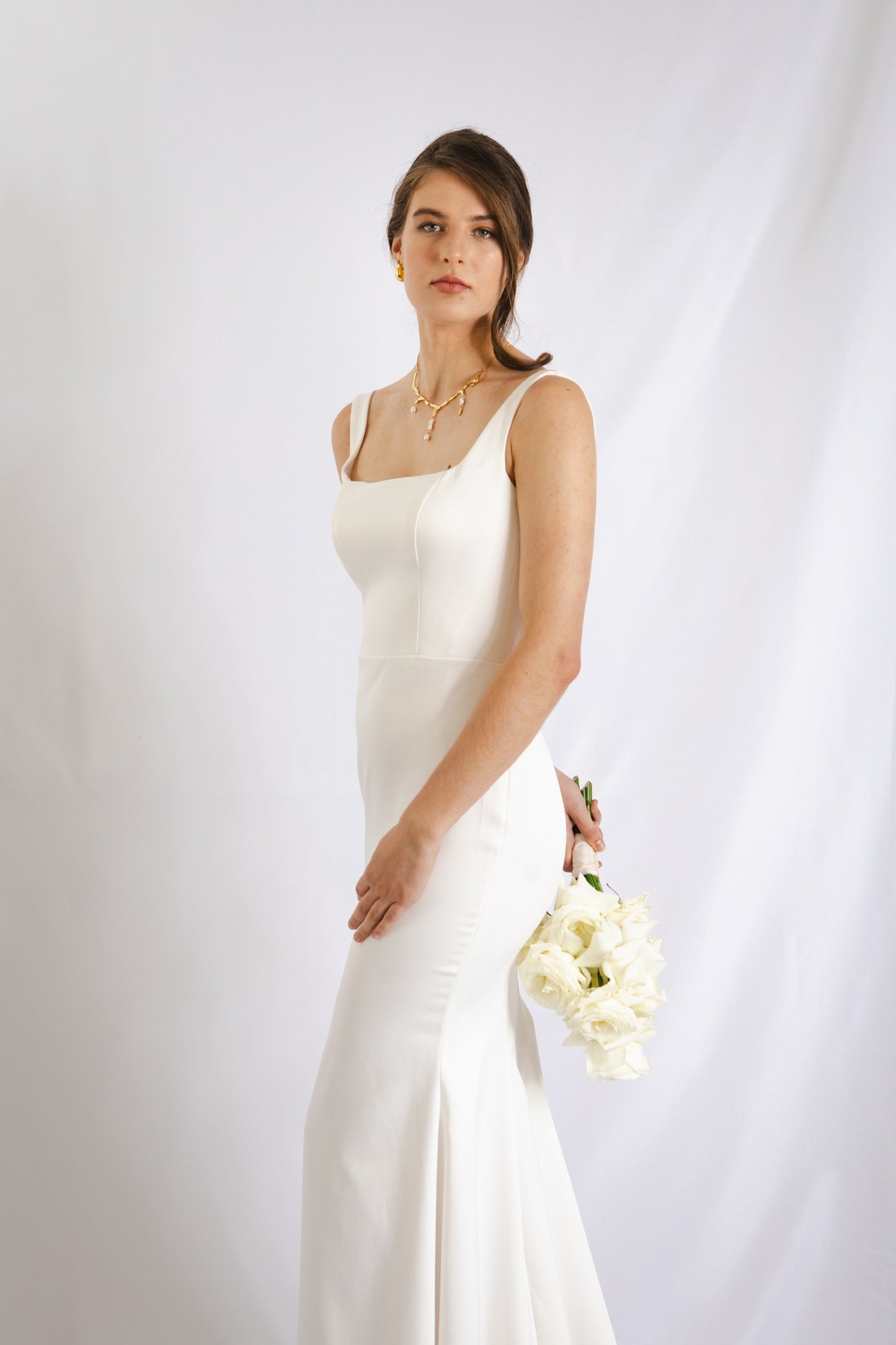 Minimalistische Brautkleider in Hamburg | White Cherry – Moderne Hochzeitsmode