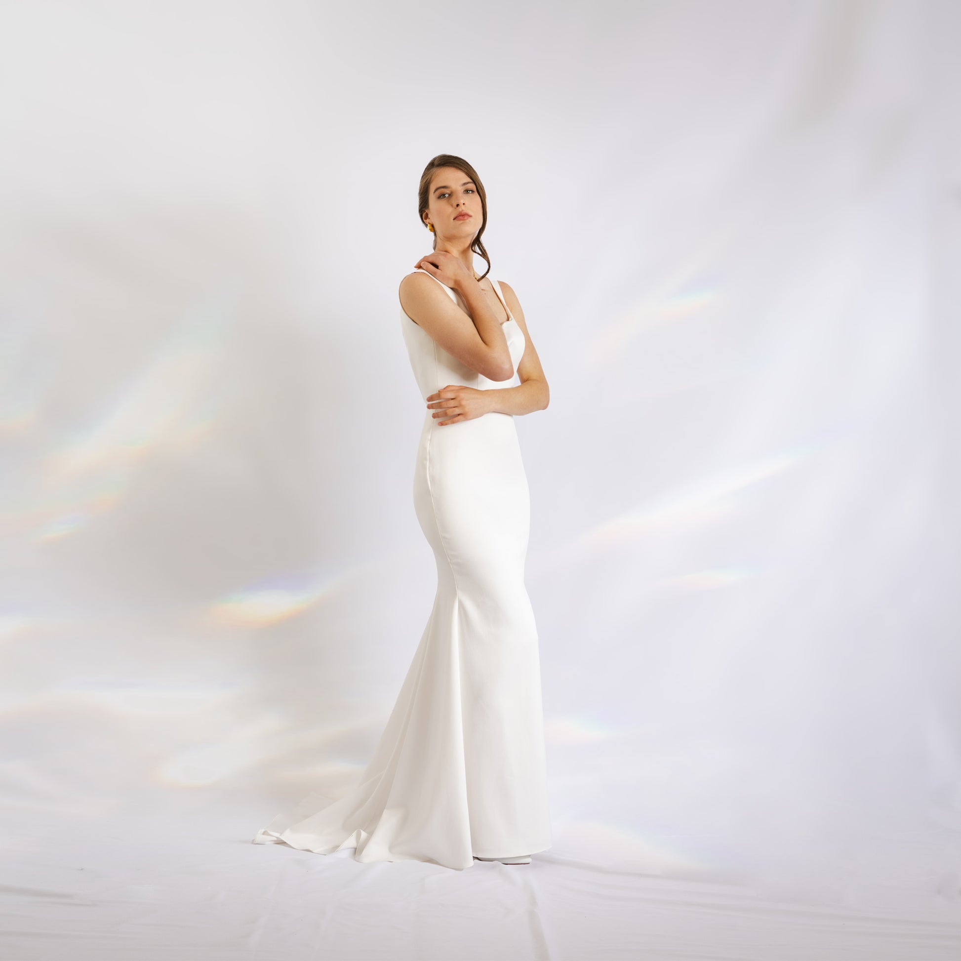 Minimalistische Brautkleider in Hamburg | White Cherry – Moderne Hochzeitsmode