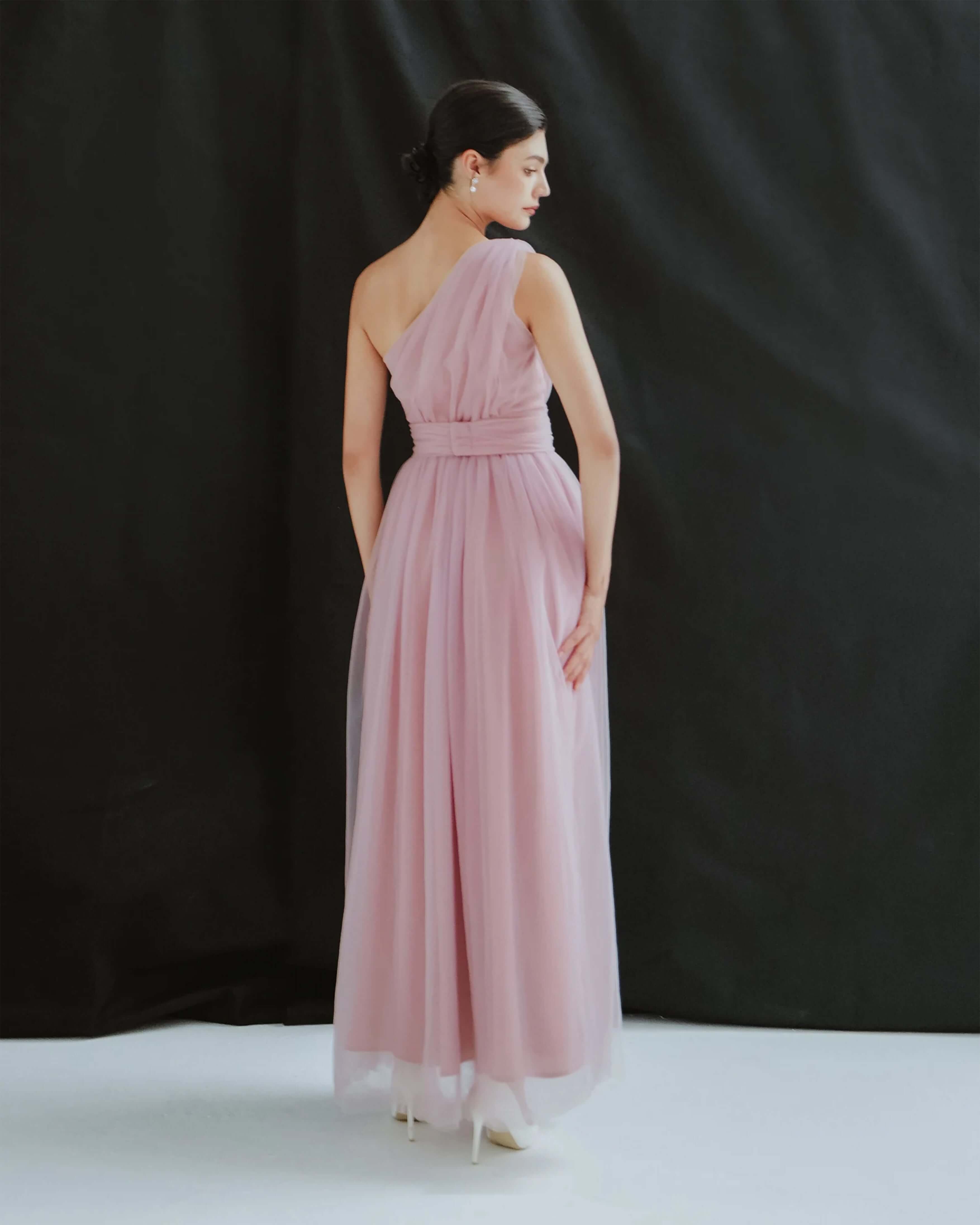 Minimalistic , Clean , Modern , Simple Wedding dress , Günstig , Cheap , Schlicht Brautkleider , Brautkleid, Hochzeitskleid , Hochzeitskleider