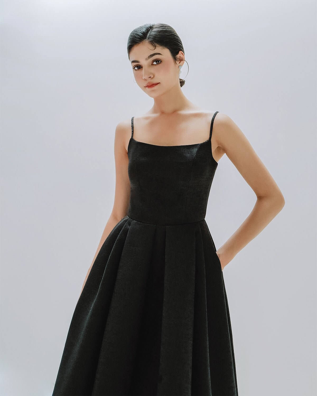 Minimalistic , Clean , Modern , Simple Wedding dress , Günstig , Cheap , Schlicht Brautkleider , Brautkleid, Hochzeitskleid , Hochzeitskleider